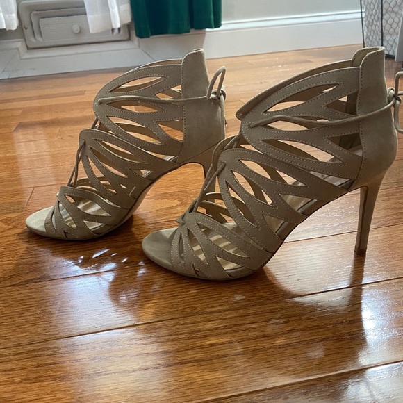 Aldo Stilleto Heels - Picture 3 of 5